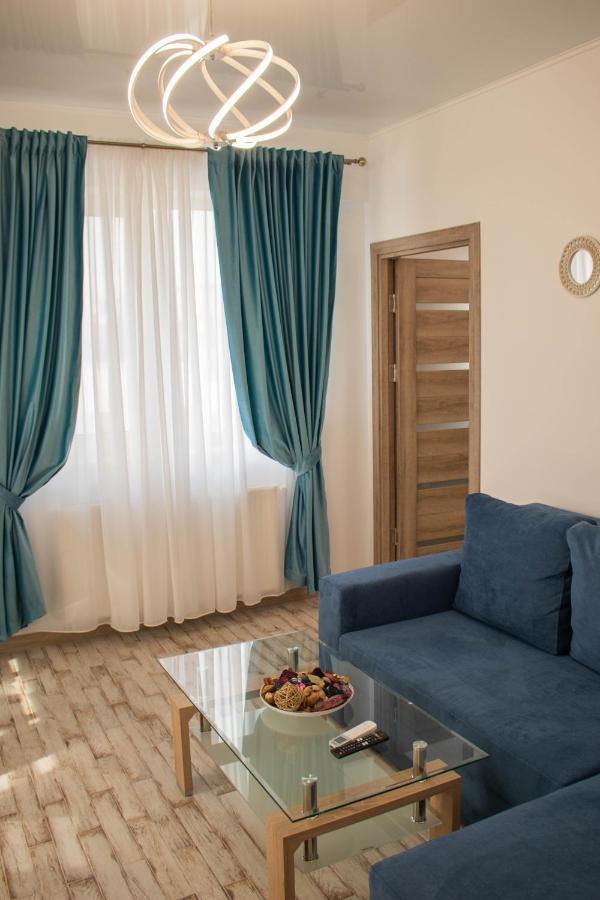 Yzza Apartament Нэводари Экстерьер фото